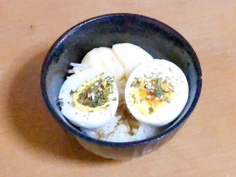 簡単⭐ゆで卵と大根の漬物のせご飯